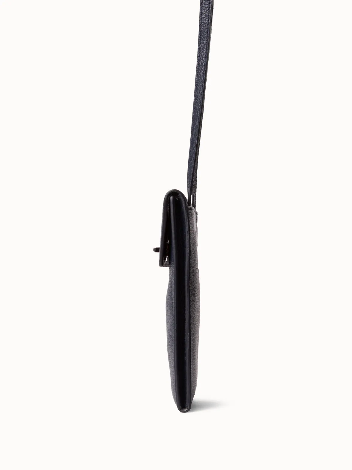 Anouk phone pouch in cervocalf
