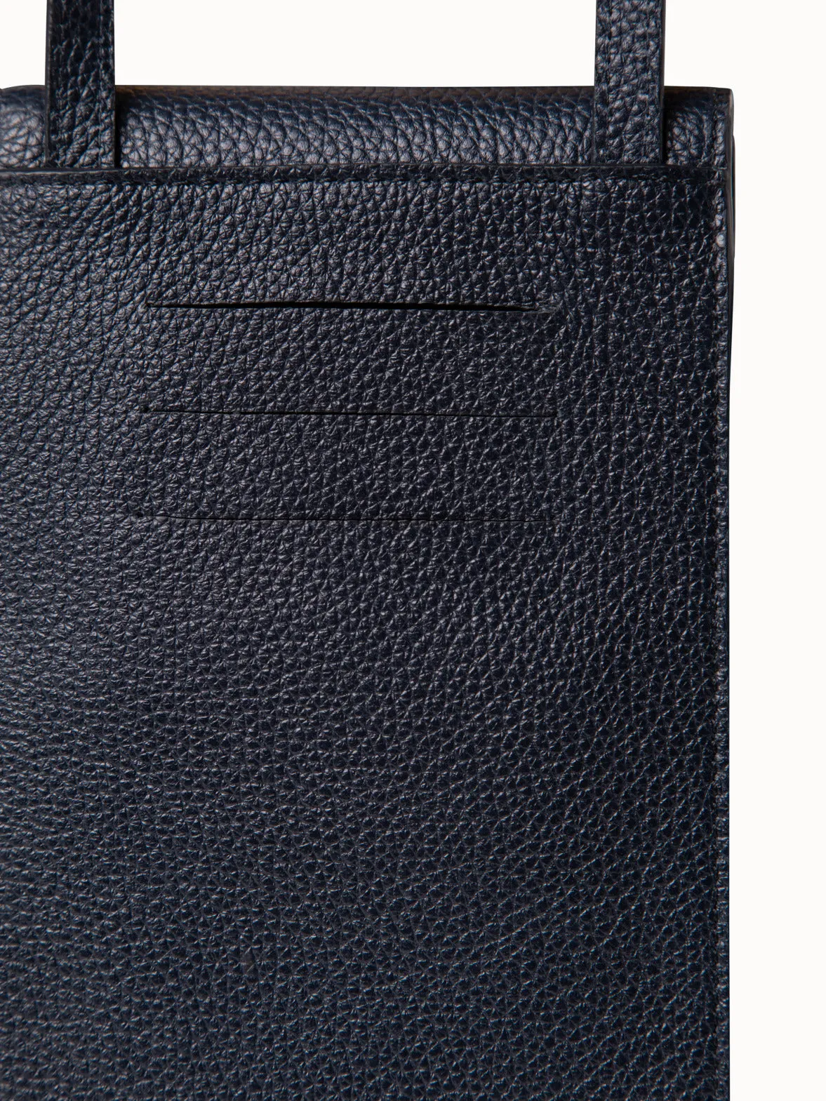 Anouk phone pouch in cervocalf