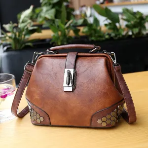 Christmas Gift High Quality Fashion Soft Waterproof Pu Leather Shoulder Bags for Women 2021 New Women's Bag Rivet Messenger Bag Sac A Main