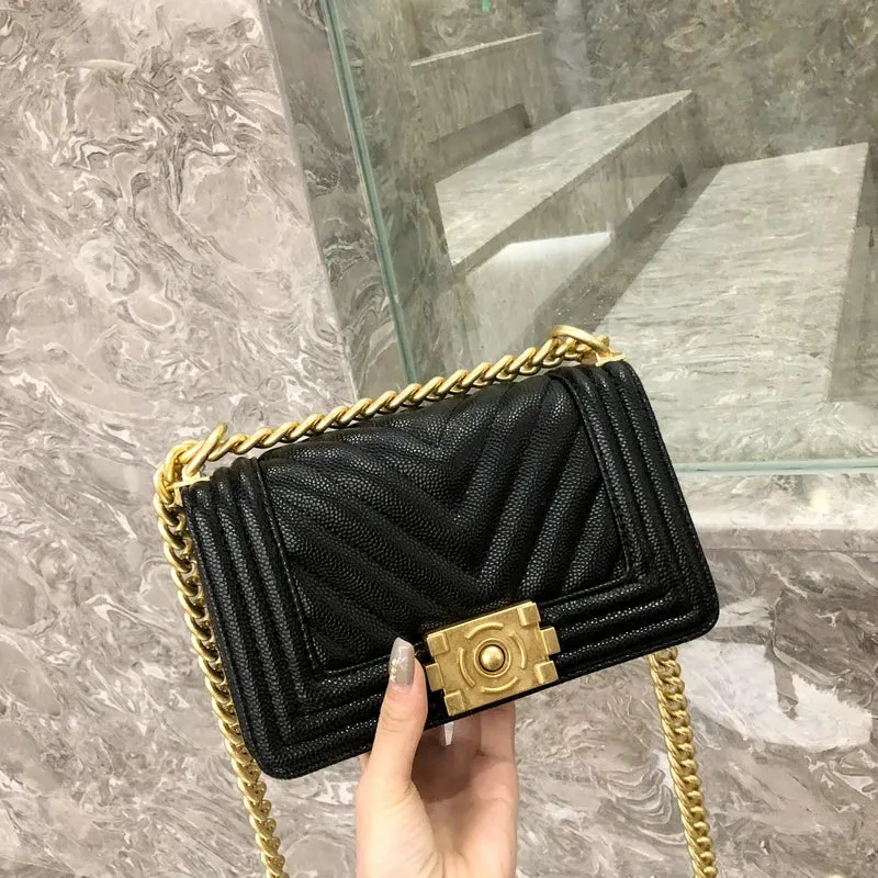 Classic Style Quilted Ball Pattern Lock Shoulder Chain Bag