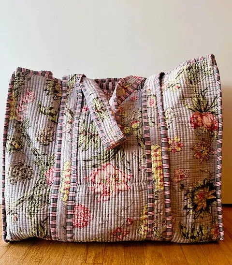 Cotton Tote Bags Worth Swooning Over. Piping and Totally Reversible